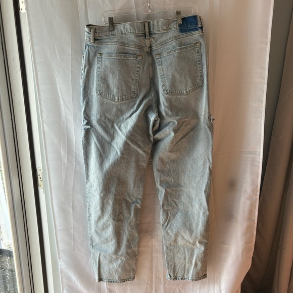 AF The Dad High Rise Destroyed Light Wash size 32 / 14L - Picture 8 of 8